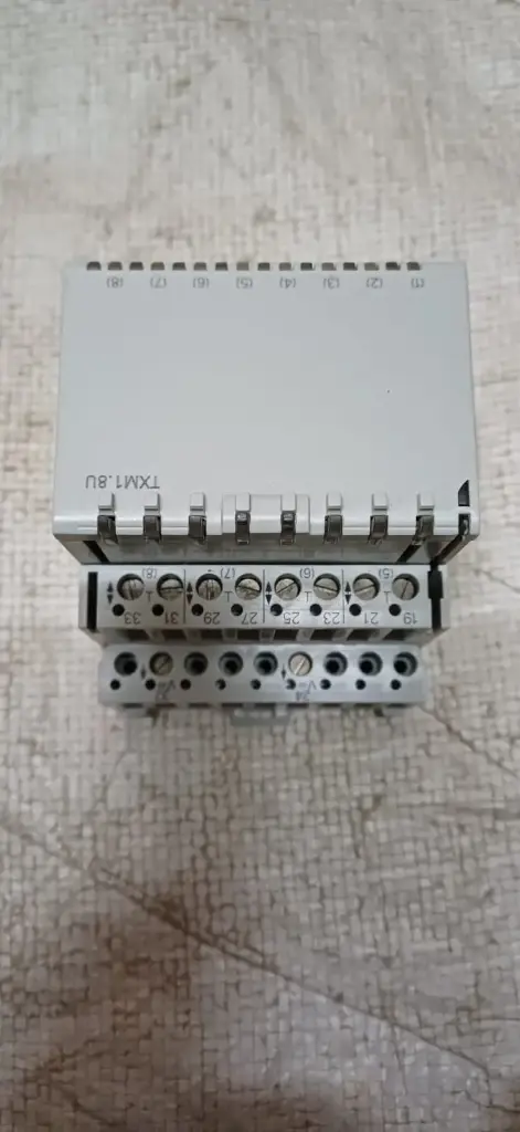 SIEMENS TXM1.8U